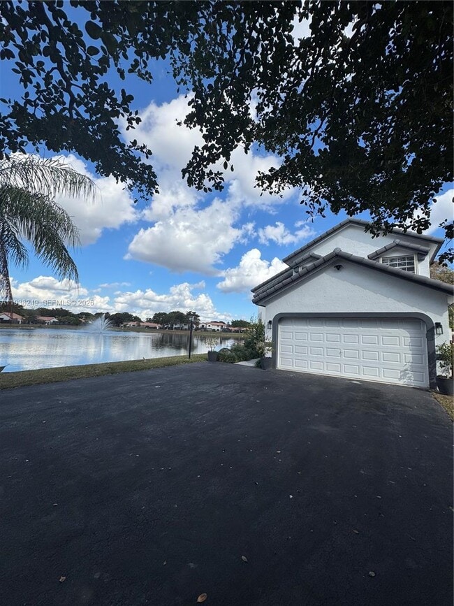 Building Photo - 5235 SW 153rd Ave