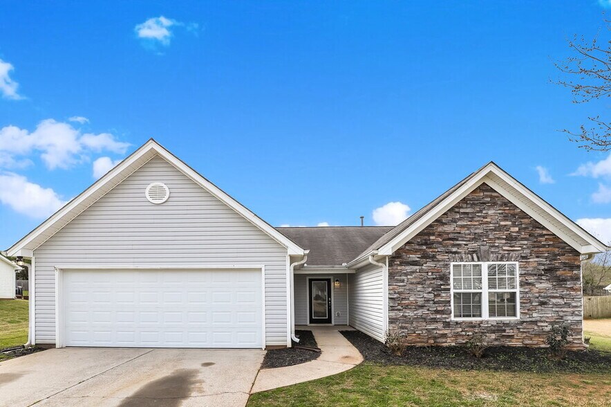 Primary Photo - 5855 Meadowfield Trace