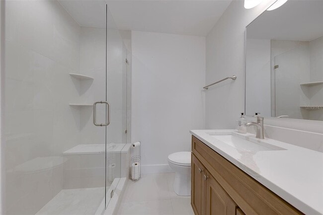 Building Photo - 210 176th Terrace E