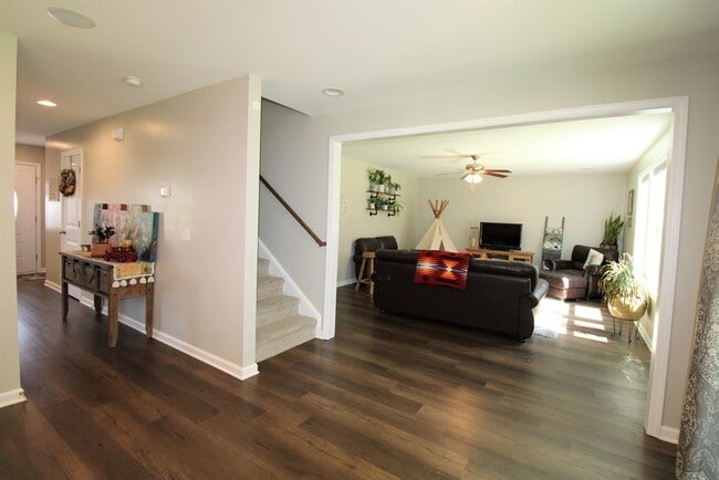 Building Photo - 175 Whitetail Cir