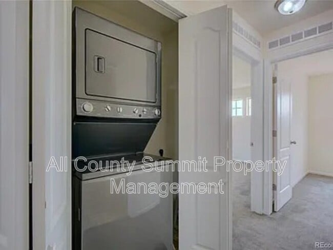 Building Photo - 4795 E 98th Pl