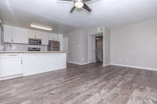 Southwood Townhomes - Sacramento, CA | Apartment Finder
