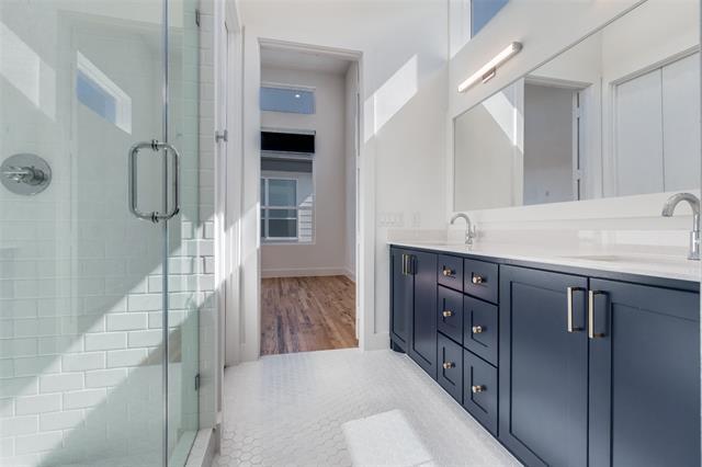 Building Photo - 4718 Bryan St