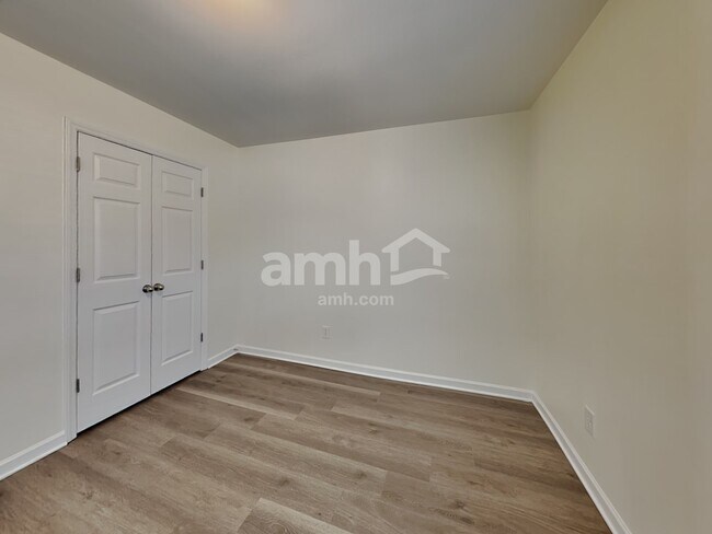 Building Photo - 114 Parsons Green Ct