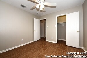 Building Photo - 10727 N Shaenridge