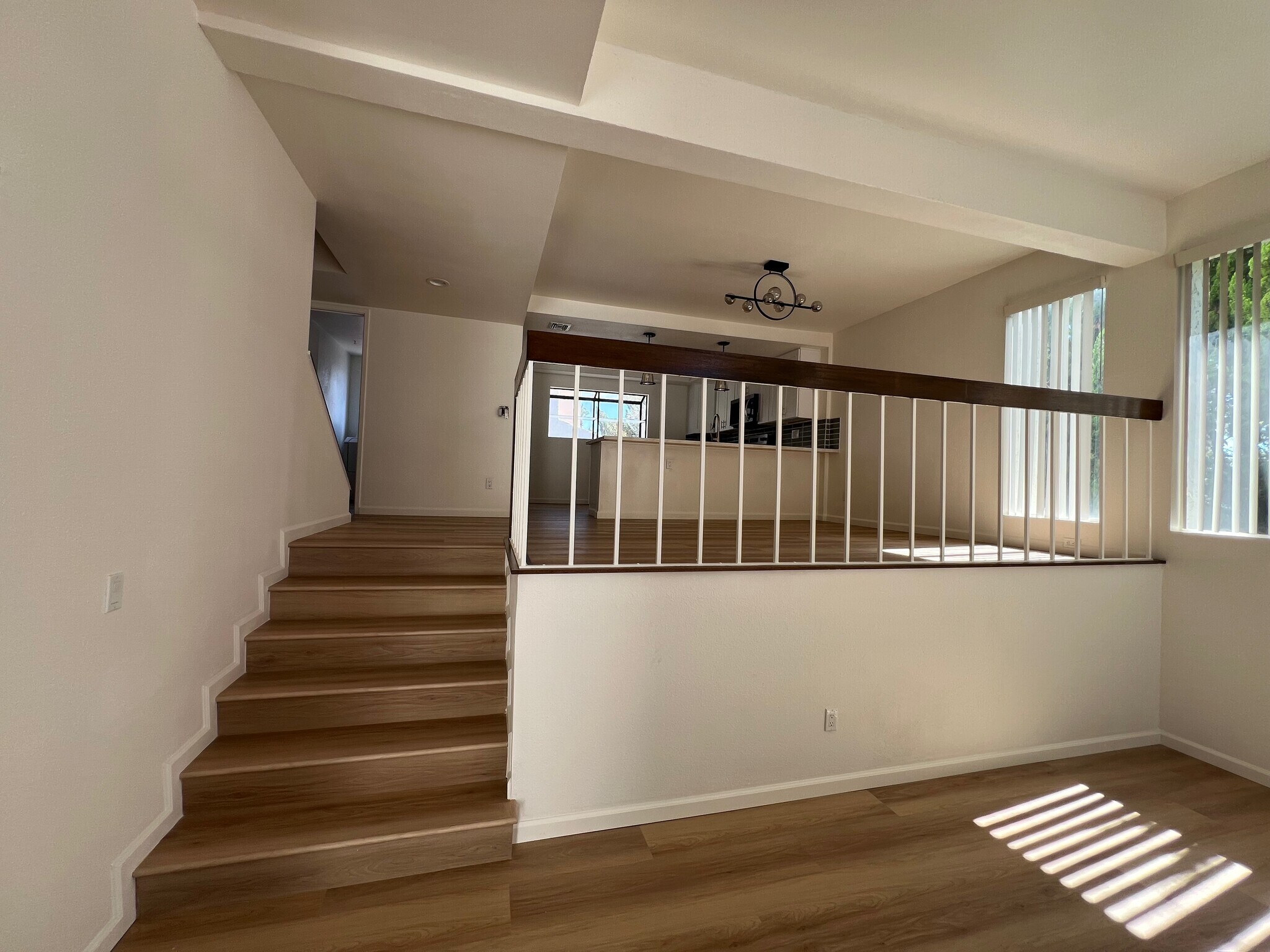 Building Photo - 6818 Caminito del Greco