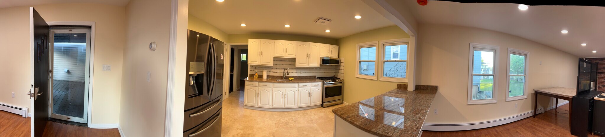 Building Photo - 28 Park Ave