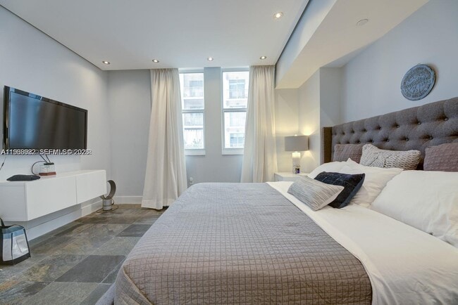 Building Photo - 4100 Salzedo St