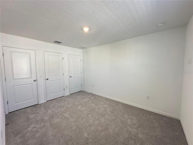 Building Photo - 3030 Skyline Lp