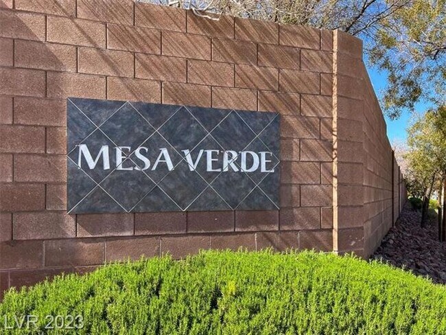 Building Photo - Cute 2-Story Henderson Home w/ Dual Primary Bedrooms!