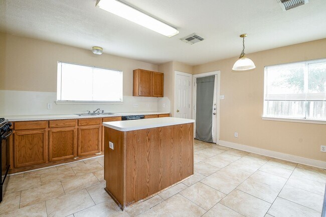 Building Photo - Great home in Sienna Plantation