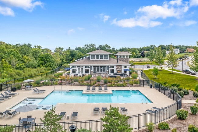 Building Photo - Drexel Ridge Apartments