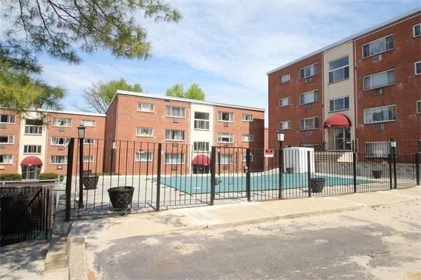 Building Photo - 36 Bellvista Rd