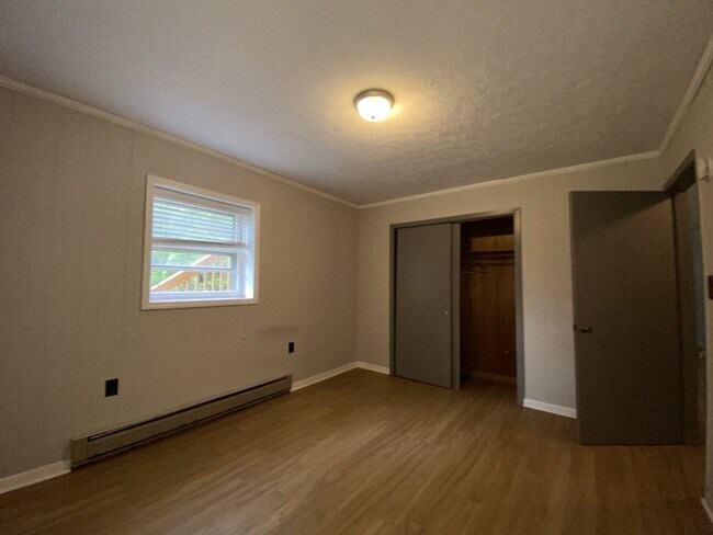 Building Photo - gree1910