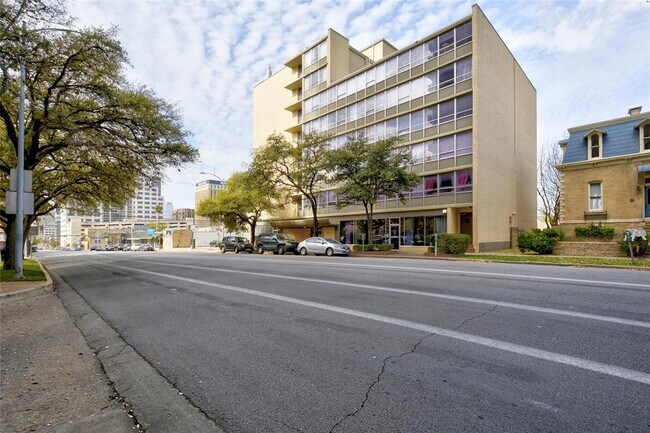 Building Photo - 1800 Lavaca St