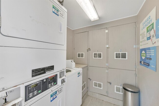 Building Photo - 2914 Avenue K Ave