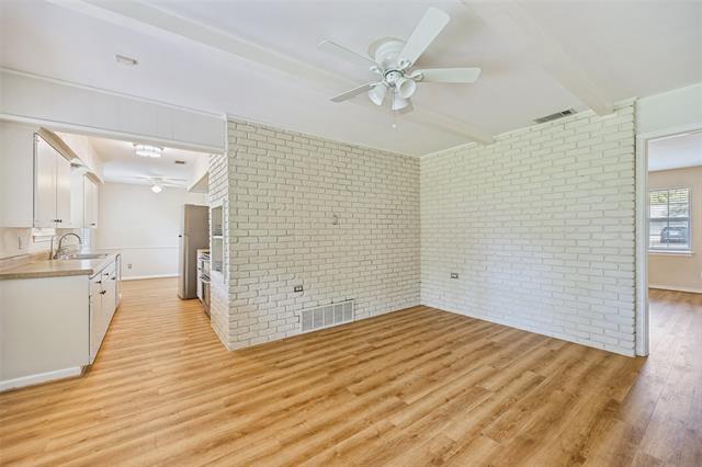 Building Photo - 717 Gaylewood Dr