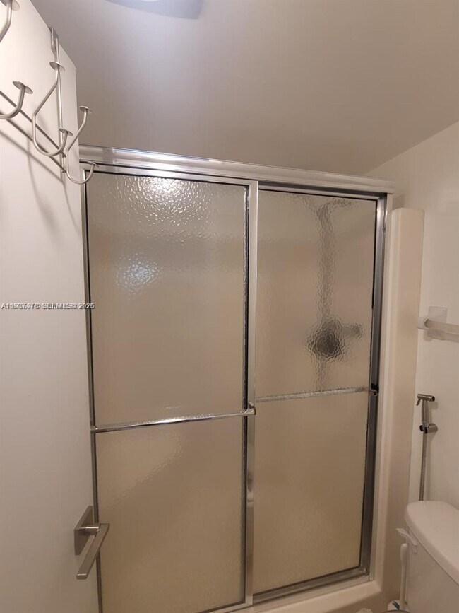 Building Photo - 959 SE 2nd Ave