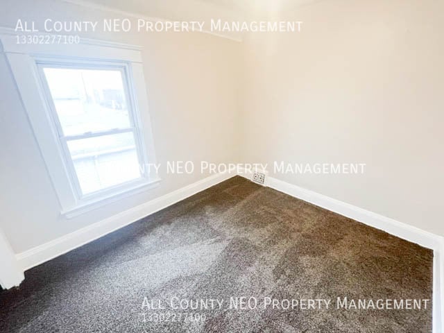 Building Photo - 1380 E 171st St