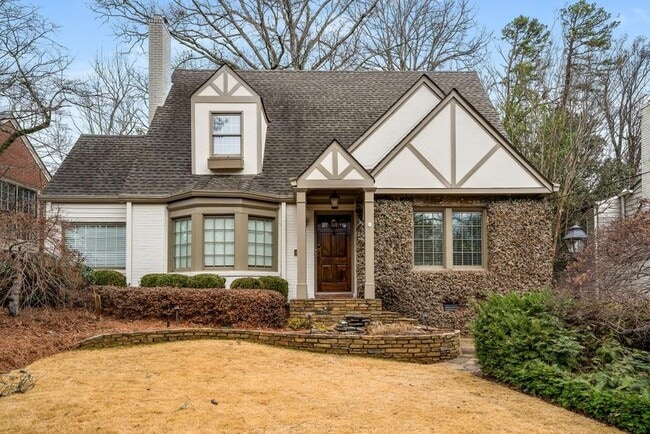 Primary Photo - 2896 N Hills Dr NE