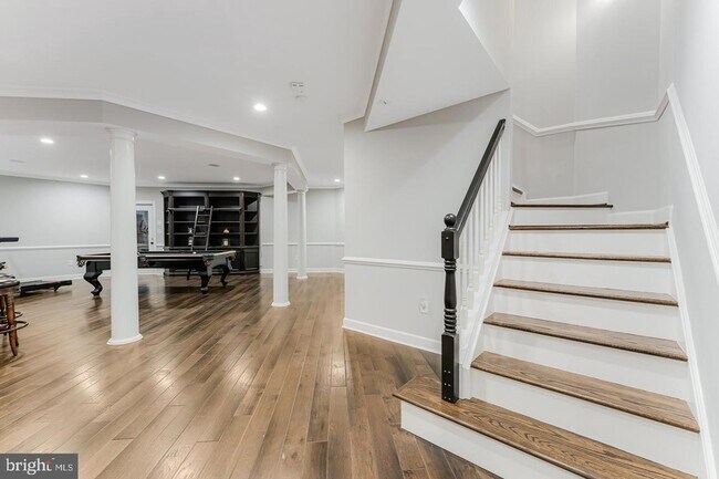 Building Photo - 7814 Crownhurst Ct