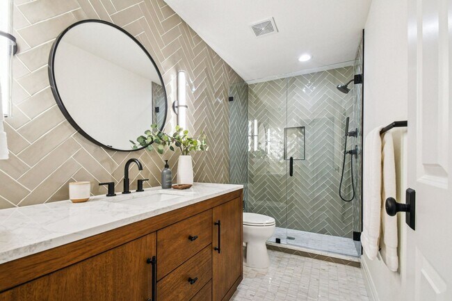 Building Photo - Stunning Cherry Hills Luxury Rental | 5bd/...
