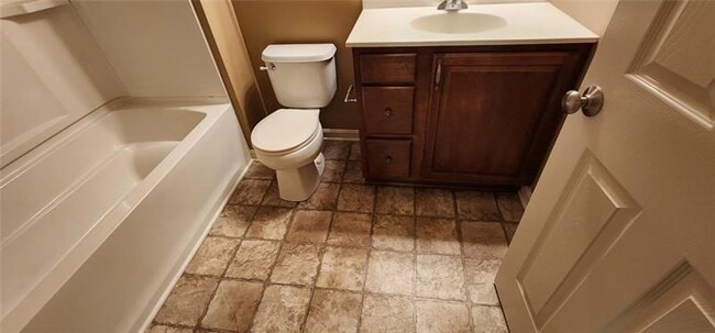 Building Photo - 246 Overlook Ct