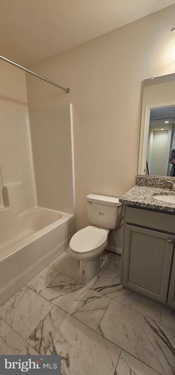 Building Photo - 114 Brockham Ct