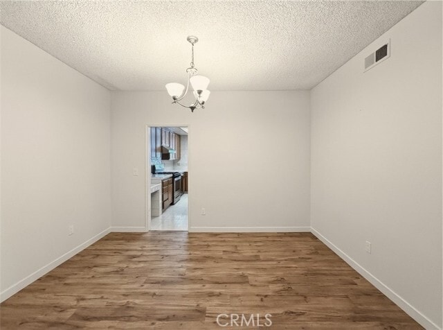 Building Photo - 415 W Duarte Rd