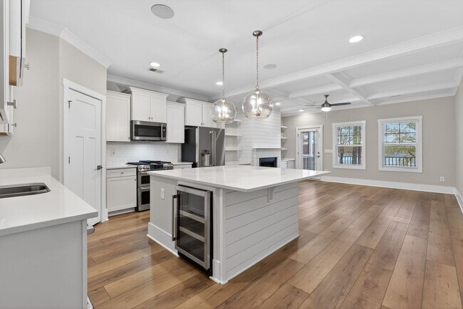 Building Photo - You can't beat this lakefront Clemson townhome! Brand New Construction!