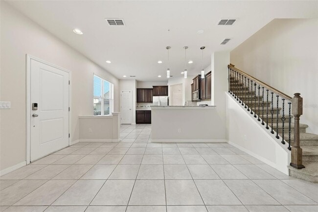 Building Photo - 1096 Pavia Dr