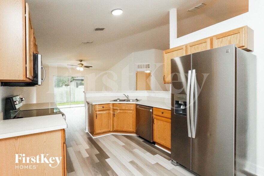 Building Photo - 1019 Susan Dr