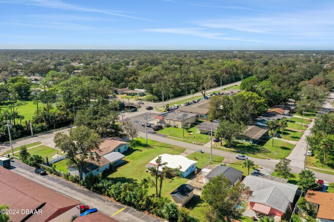 Building Photo - 2669 Anastasia Dr