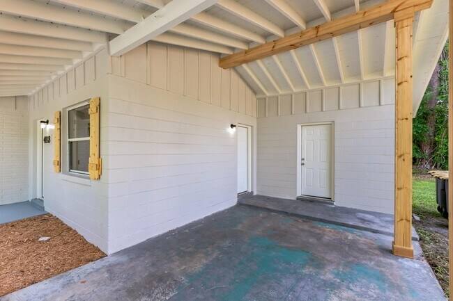 Building Photo - 4818 Dallen Lea Dr
