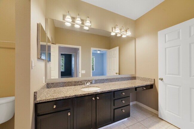 Building Photo - 6214 Stevenson Dr