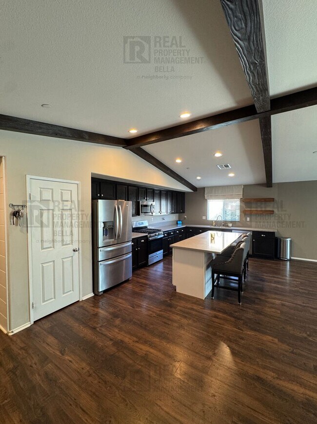 Building Photo - 31372 McKenna Ct