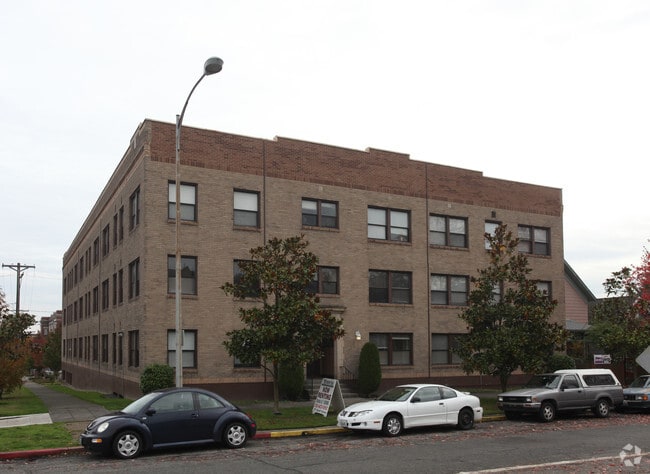 Primary Photo - Travis Apartments