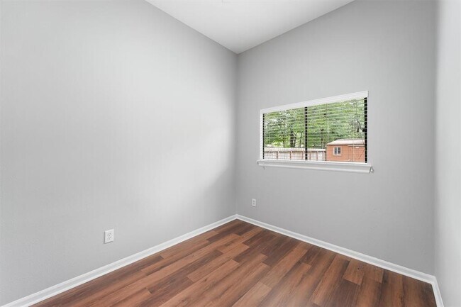 Building Photo - 6 Fiddlers Cove Pl
