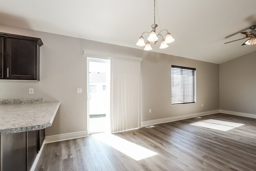 Building Photo - 1831 370 E