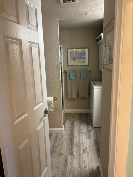 Building Photo - 1806 Swanson Ave