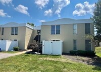 Building Photo - Chesterfield Parkview Condos