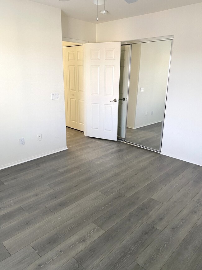 Building Photo - 24526 Montevista Cir