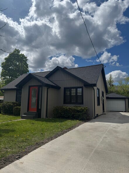 Building Photo - 508 Sweet Home Rd
