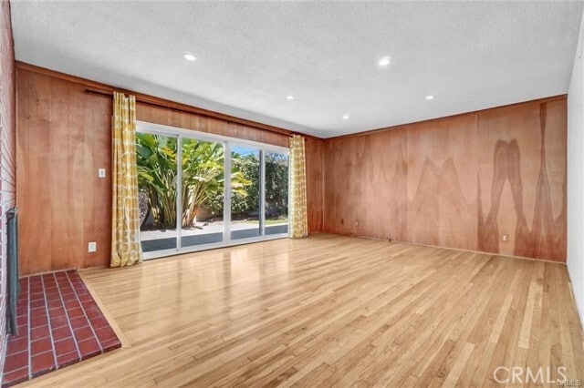 Building Photo - 2420 Marwick Ave