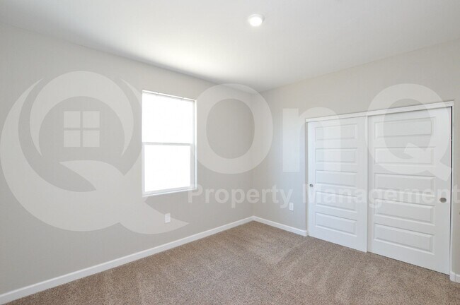 Building Photo - 36604 N Asturian Vly Wy