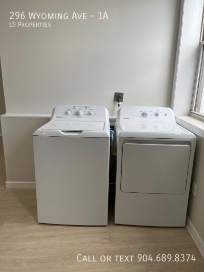 Building Photo - 296 Wyoming Ave