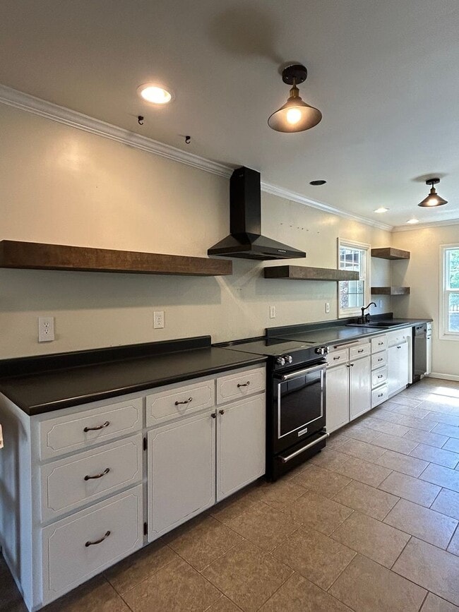 Building Photo - NEW LISTING In Desirable N. Richland Neigh...