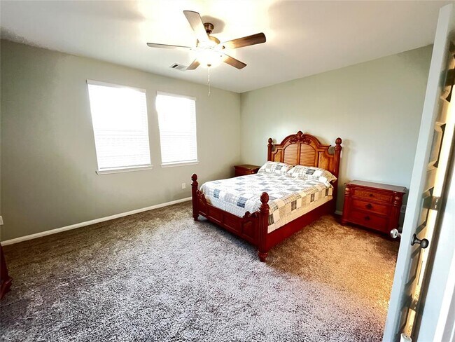 Building Photo - 2039 W Darlington Oak Ct