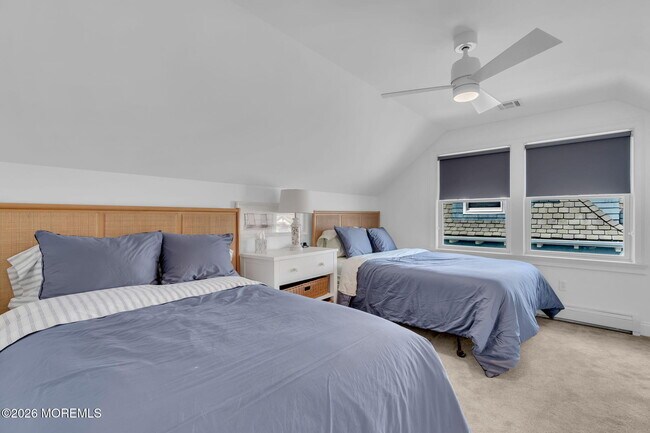 Building Photo - 112 Sylvania Ave