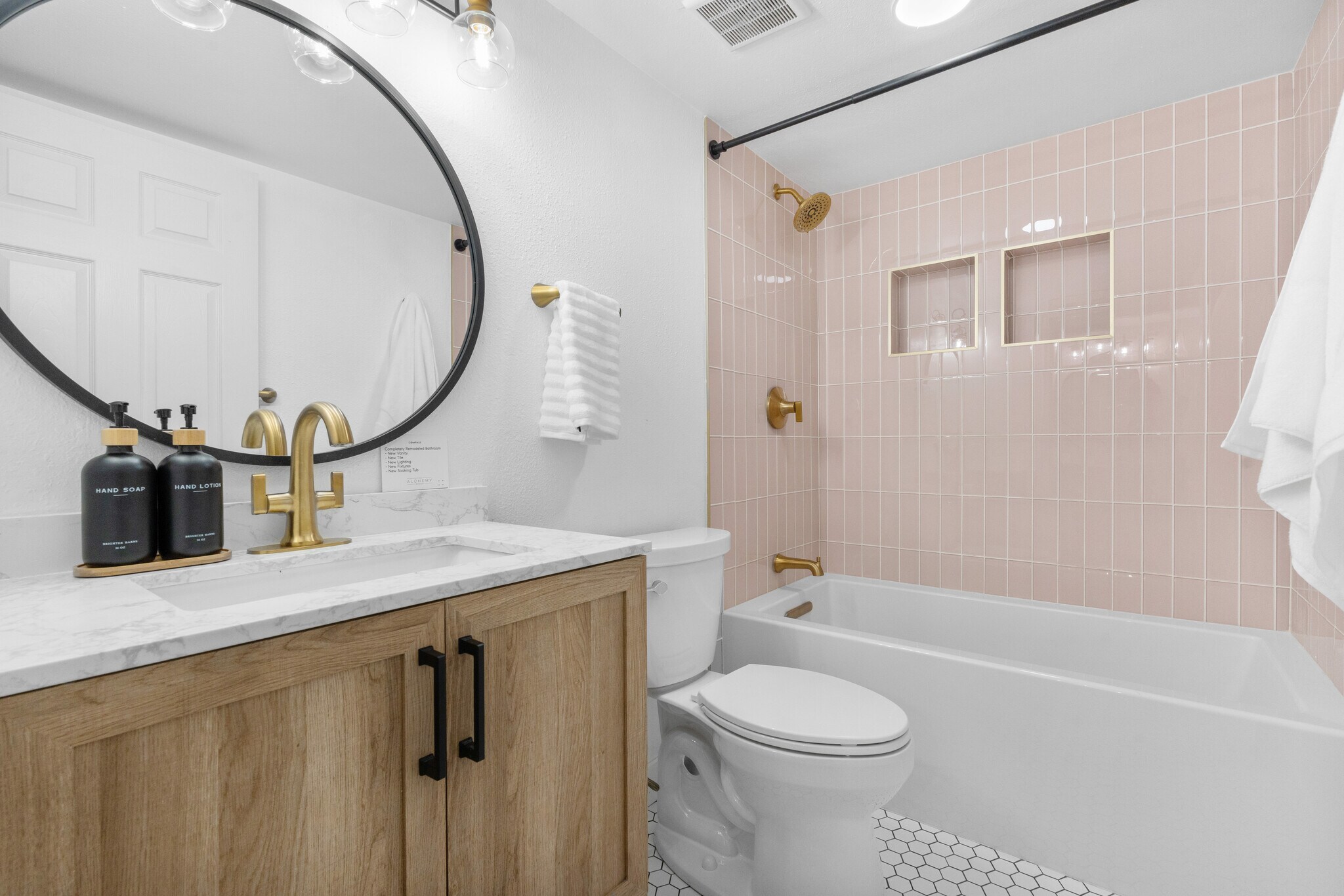 Deep soaking tub and custom tile work - 540 S Forest St
